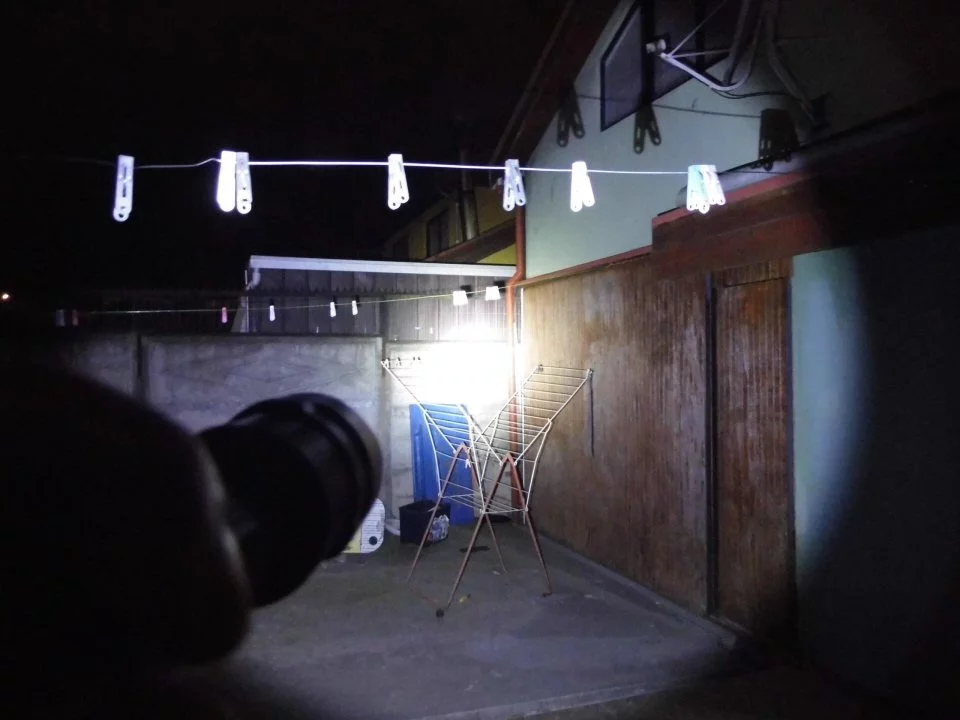 Linterna Ultrafire 1000 lumenes